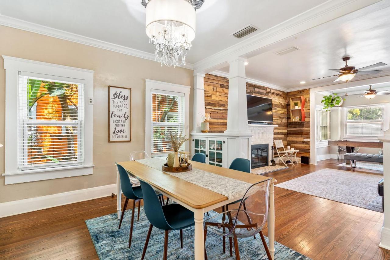 Four Different Options At One Great Location-- 1 - Spacious 3 Bed 2 Bath House Or 2- 2Nd Floor 2 Bed 1 Bath Guesthouse Or 3- 1St Floor Studio Or 3- A Tiny Home Rv 탬파 외부 사진